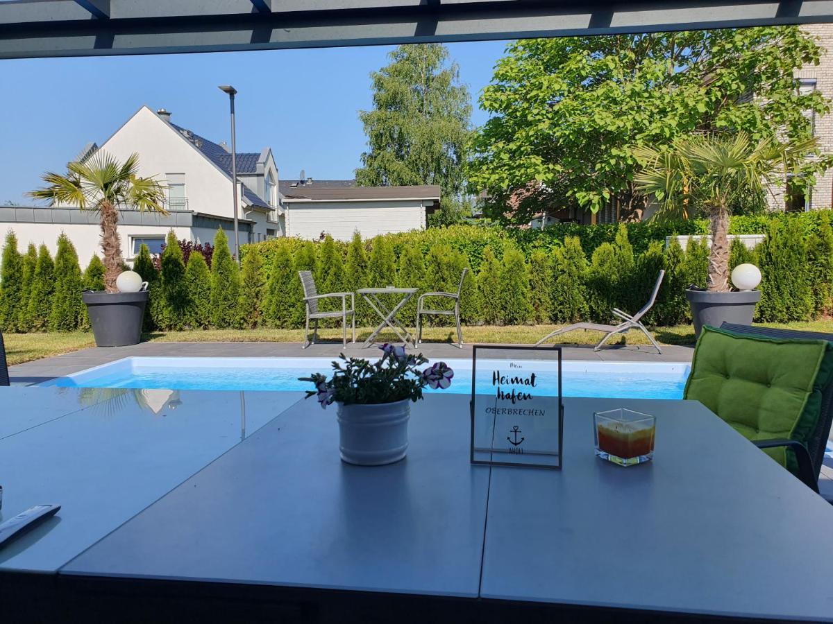 Grosszugige Unterkunft Mit Terrasse Oberbrechen Esterno foto