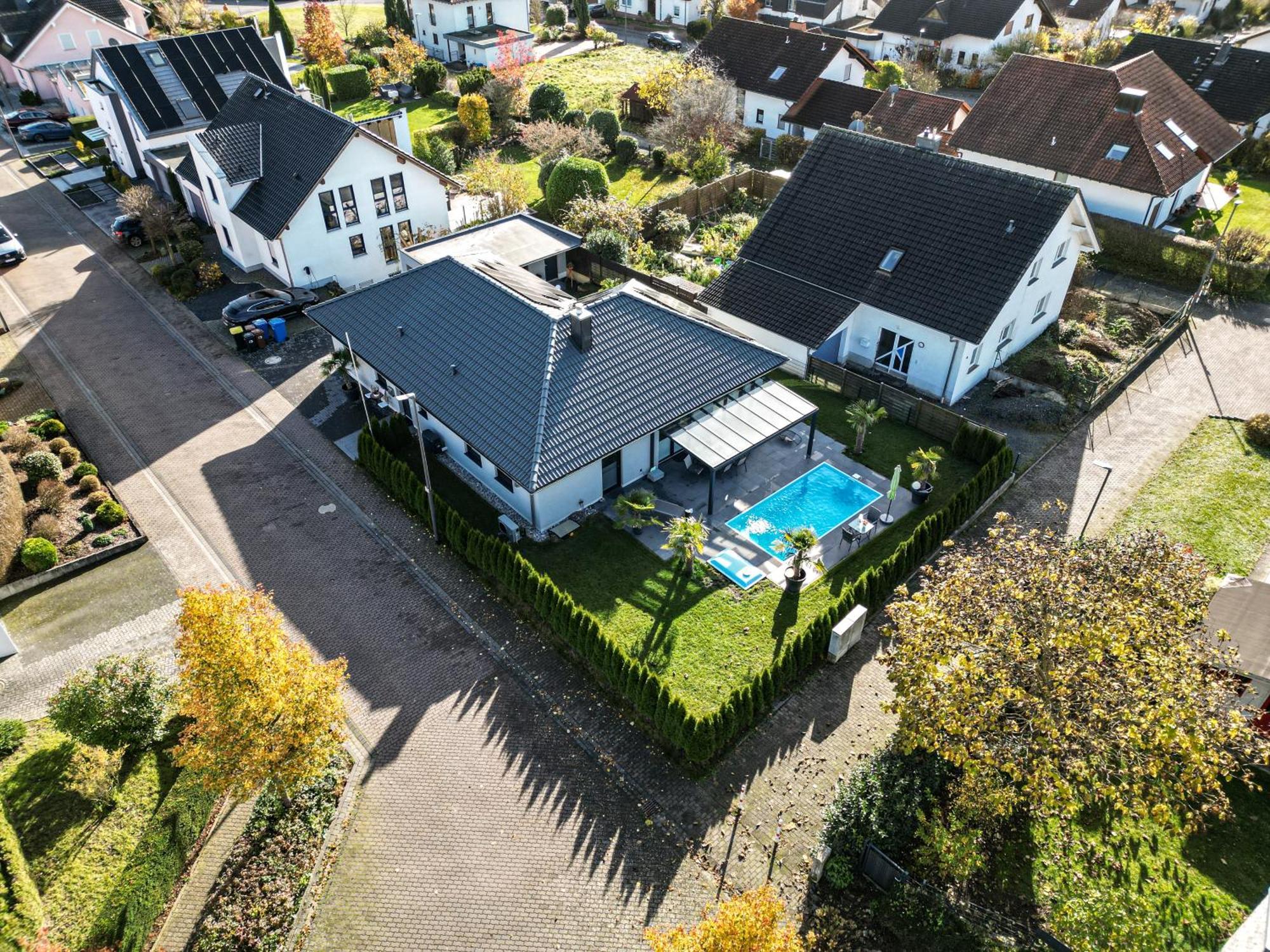 Grosszuegige Unterkunft Mit Terrasse Oberbrechen Esterno foto